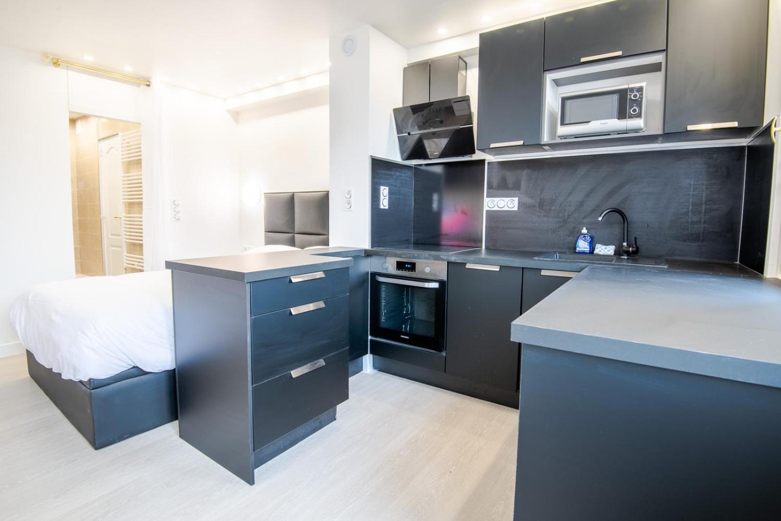 Experience Centre Apartment Tours
