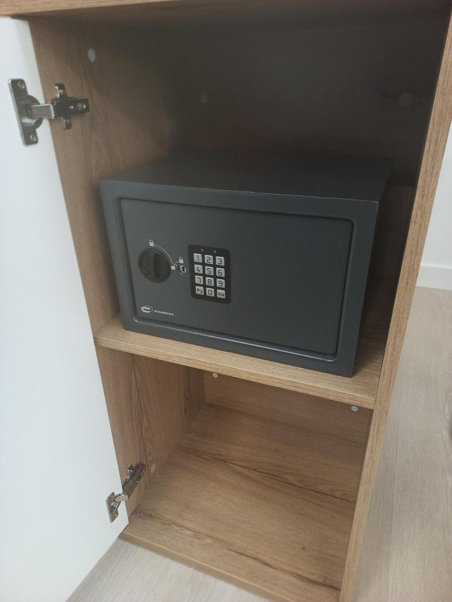 Apartment Experience Centre *